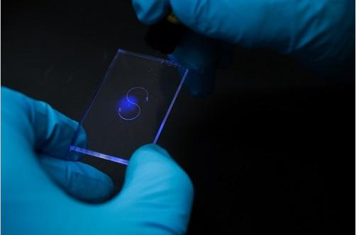 光控微流體芯片 光控微流體芯片